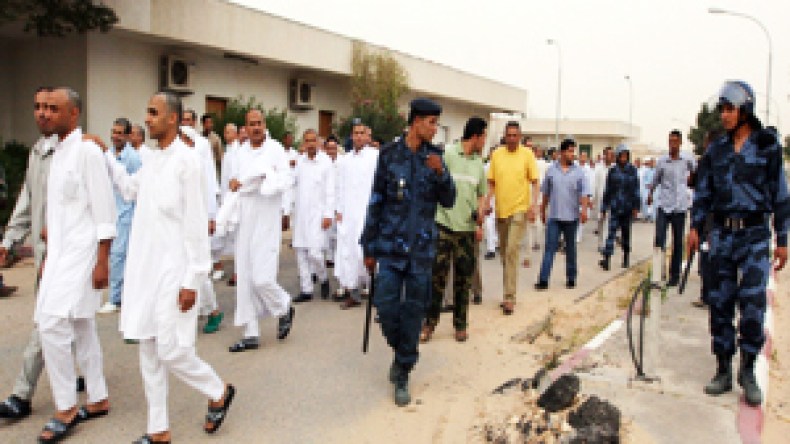 قادة الجماعة الإسلامية الليبية يرفعون شعار “دعاة لا قضاة”