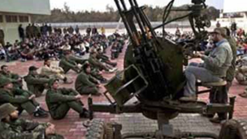 الجزائر لا يجب أن تنزلق في دعم طرف ليبي على آخر