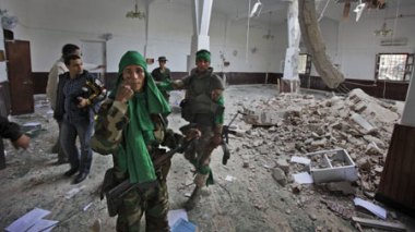 Attaque contre Bani Walid… les pro-Kadhafi déclarent la guerre