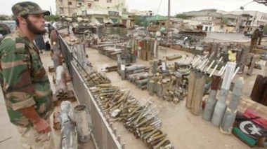 Les armes de Kadhafi encouragent les terroristes à cibler les champs de pétrole