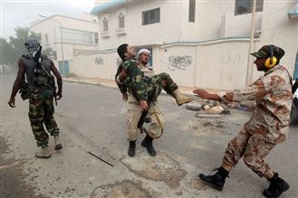 Libye: le CNT veut prendre les proches de Kadhafi “vivants” à Syrte