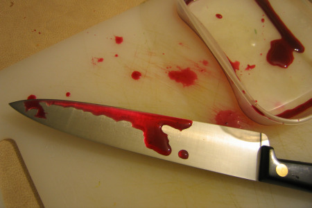 17600 Students Involved in Violent Acts With the Use of Flick Knives, Report