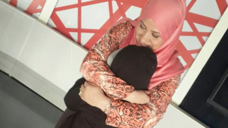 أم وفاء تعثر على ابنتها بعد 20 سنة من اختفائها!