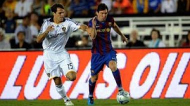 Barcelona optimistic about Lionel Messi signing new contract