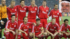 ملياردير كويتي يقترب من شراء نادي ليفربول