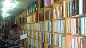 صدور كتاب “دموع وشموع” عن تاريخ الجزائر