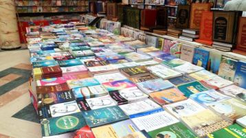 دار للنّشر أم إسطبل للحمير!