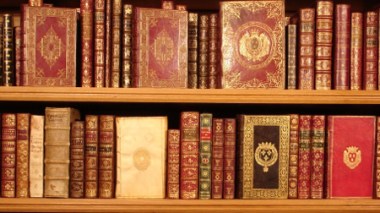 Appel à l’enrichissement des dictionnaires arabes en termes contemporains