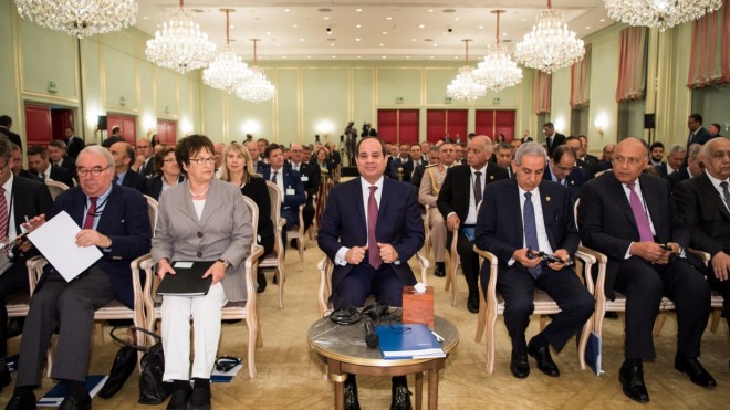 هذه حقيقة استياء وزيرة ألمانية من الرئيس المصري!