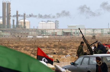 Libye : l'opposition envisage d'exporter du pétrole dans moins d'une semaine