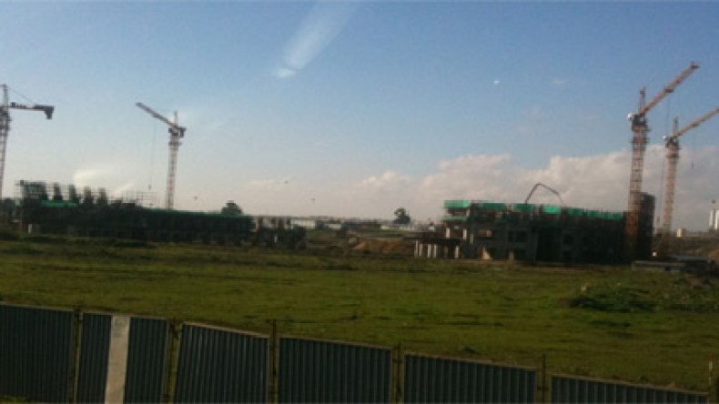 محمد تهمي: ملعبا براقي والدويرة سيسلّمان عام 2015