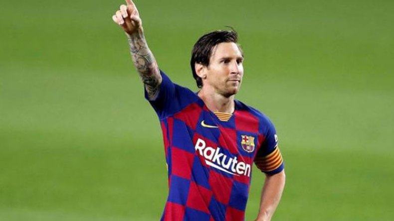 ميسي يبلغ رتبة “ملياردير”