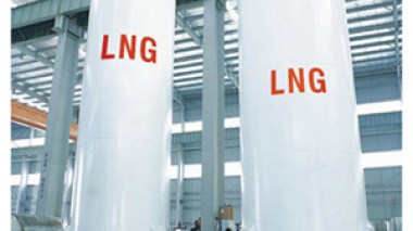 LNG plant to boost foreign investment in Algeria, report says