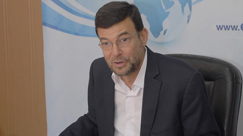 أحضر “الفتوش” بنفسي وحصلت على الزلابية الجزائرية بعد طابور طويل