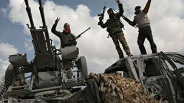 Libye :  les rebelles reculent