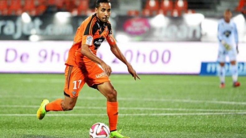 نحو منع إجراء مقابلات بطولة فرنسا بملاعب معشوشبة اصطناعيا