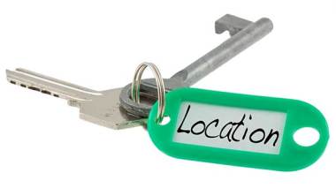 Looming “crisis” in renting of houses and shops owing to conformity with law on constructions