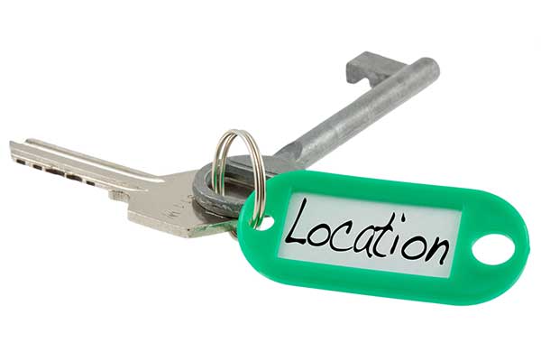 Looming “crisis” in renting of houses and shops owing to conformity with law on constructions