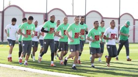 اللاعبون المحليون مستاؤون من خاليلوزيتش