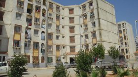 “قانون جديد” لحلّ مشاكل 100 ألف شقة من “سكنات المفتاح”