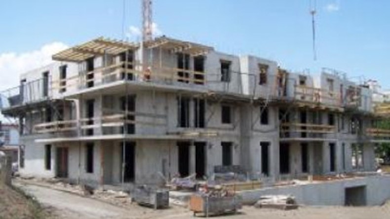 تبون يستنجد بالصينيين لتسريع برامج السكن