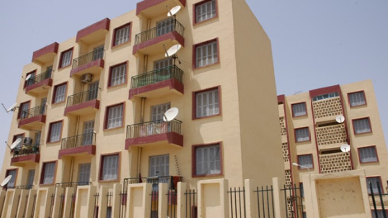 إعانات مالية لرجال الشرطة لدفع الشطر الأول من السكن التساهمي