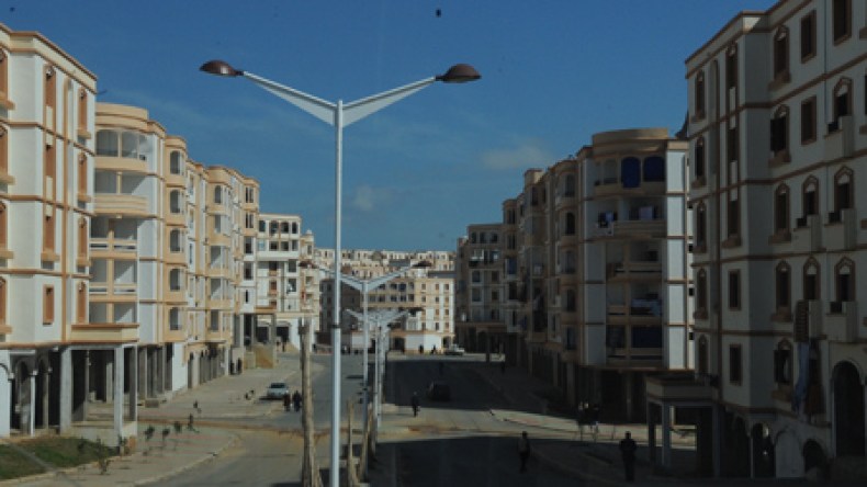 منع المرقين من إلزام المواطنين بتسبيق الأموال قبل انتهاء المشروع السكني