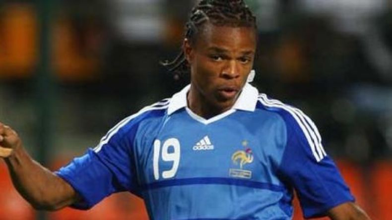 إعتقال الدولي الفرنسي “ريمي” بتهمة اغتصاب جماعي