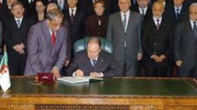 بوتفليقة يوقع غدا على قانون المالية لسنة 2011