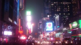 لندن: نشالون جزائريون يلجأون الى حيلة جهنمية ..”السرقة بالاحتضان”!