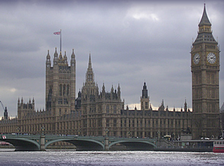 55 Algerians sought asylum in United Kingdom