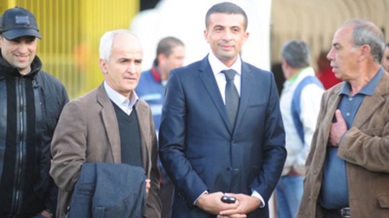 لونڤار بالجزائر الخميس القادم، والإيطاليون يدخلون السباق من جديد