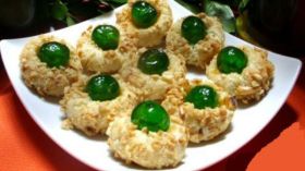 لقمات باللوز