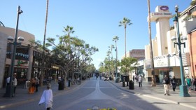 ثلاث أميركيات يتهمن أميرا سعوديا بالاعتداء عليهن جنسيا