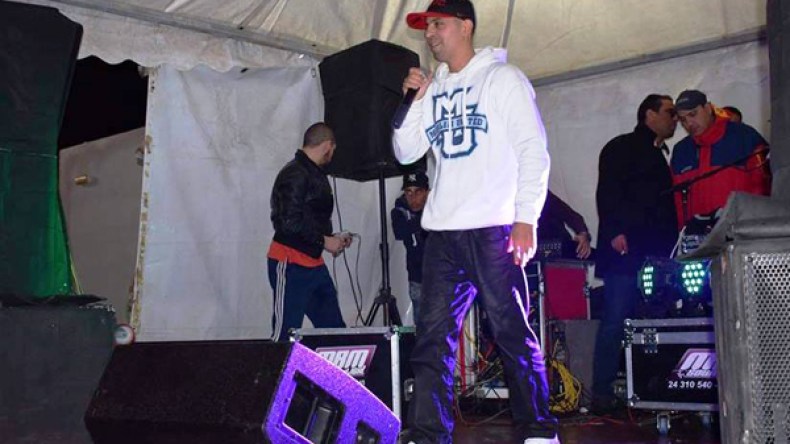 دوبل كانو يغلق مدينة سيدي بوزيد في احتفاء تونس بـ “ثورة الياسمين” !!