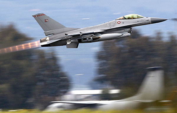 L'Otan restera en Libye “aussi longtemps que les civils seront menacés”