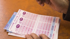 سيدة فازت بـ2.4 مليار وآخرون يبحثون عن الحظ منذ زمن بومدين