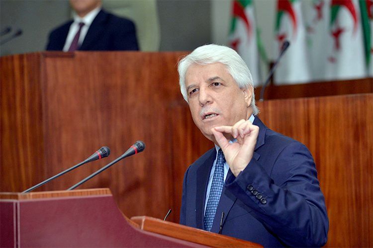 Louh met en garde contre l’implication de l’Armée dans les luttes politiques