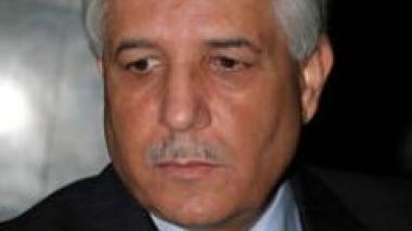 Tayeb Louh : « les journalistes ouvrent droit à une convention collective »