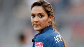 لويزة نسيب.. لما تصيح “ديكة” فرنسا “لله يا جزائر”!