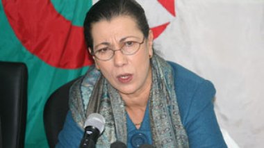 Hanoune  apelle à un assainissement de l'environnement politique et social