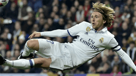 ريال مدريد يقنع مودريتش بالبقاء