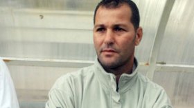 لونيسي يستقيل ويحمّل منادي سبب نكسات عنابة