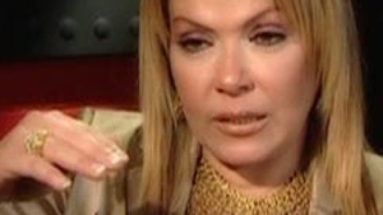 لوسي‭ ‬تتمنى‭ ‬عودة‭ ‬الكباريهات‭ ‬للعمل‭ ‬بعد‭ ‬الثورة