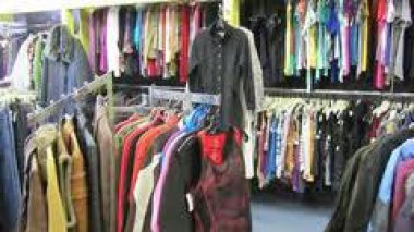 Les importateurs de friperie menacent Hanoune de faire échouer ses listes lors des prochaines législatives