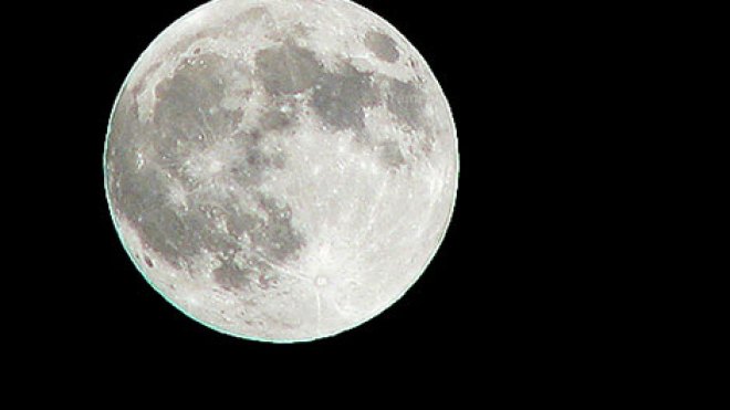 نساء يحيين ليلة منتصف رمضان في حضرة الشيطان