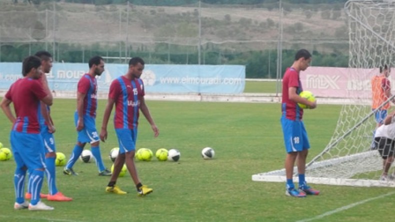 المنتخب الليبي يواجه فريقا تونسيا استعدادا لمباراة “الخضر”