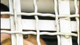 11 سجينة جزائرية بليبيا يشرعن في إضراب مفتوح عن الطعام