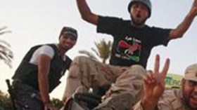 2300 ليبي يطلبون اللجوء في تونس