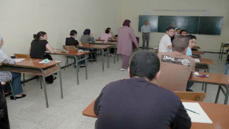 أفواج مصغرة تحت إشراف الأساتذة للمراجعة لامتحانات البكالوريا